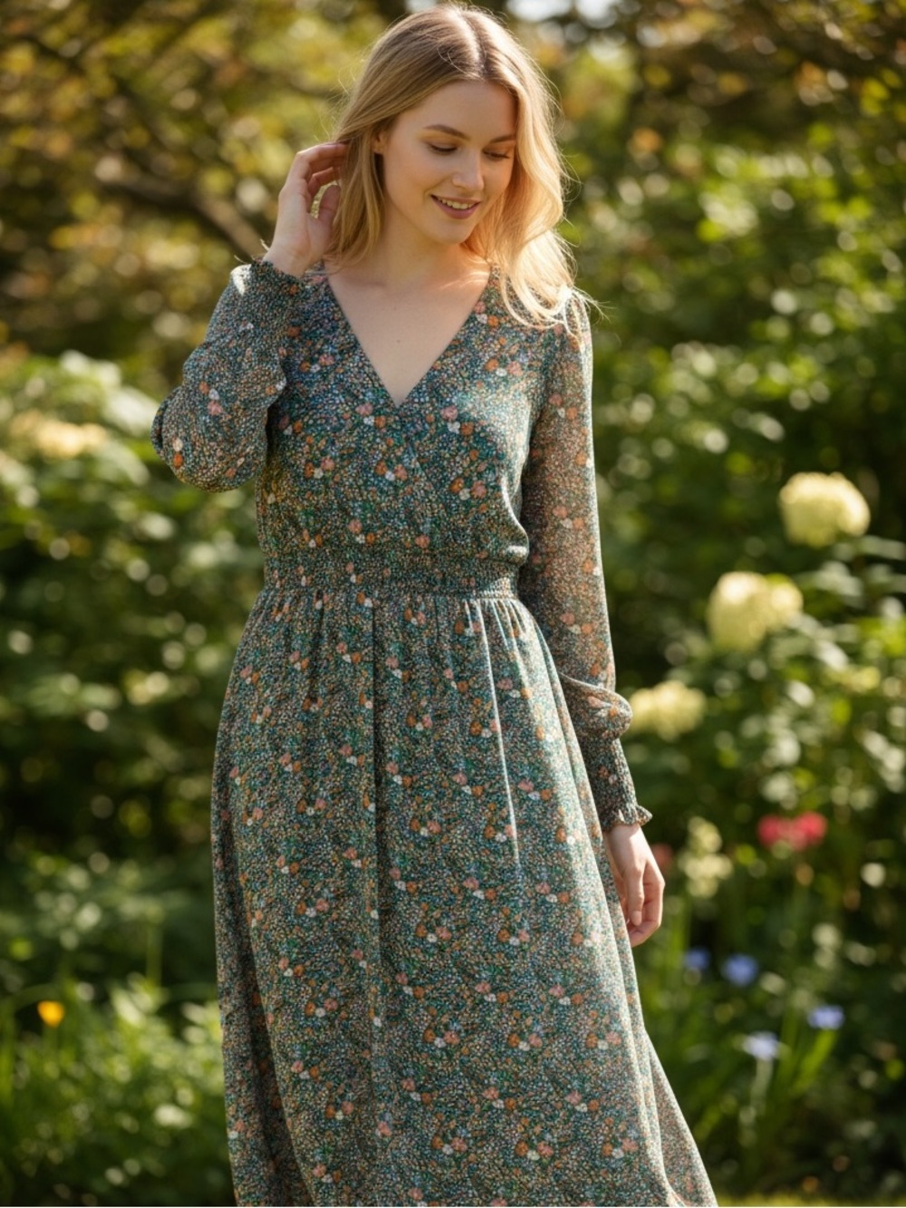 Boden V-Neck Floral Print Smocked Waist Midi Dress Size 14